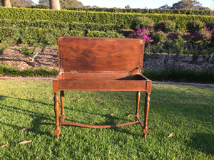 Piano chair with opening lid